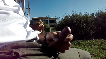 পেশাদার সেক্স থেরাপিস্ট xxx চুদা চুদি ইবন ইবি সিজলারকে শান্ত করে-কীভাবে?