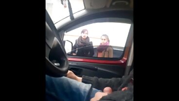 আঁট সুন্দরি সেক্সি মহিলার পায় একটি বিশাল বাংলা চোদাচুদি সরাসরি বোঝা উপর তার মুখ