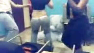 দুষ্টু আমেরিকা আমেরিকা: পীনস্তনী শ্যামাঙ্গিনী, এম এফআর ফ্রেশ, পর্নএইচডি-তে একটি বড় কালো ভালো চুদা চুদি মোরগ নিয়ে তার ঋণ প্রদান করে